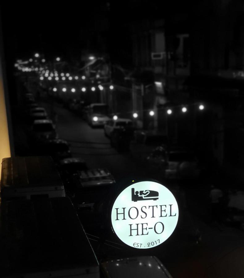 Hostel He-O Yangon Exteriör bild